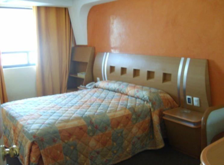 Hotel Terminal De Puebla Zimmer foto